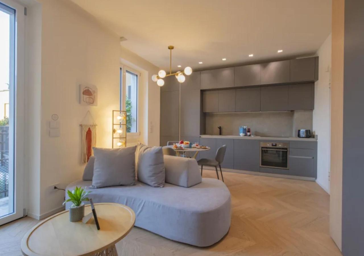 Sweett- Luxury Torino Apartment Milano Exterior foto