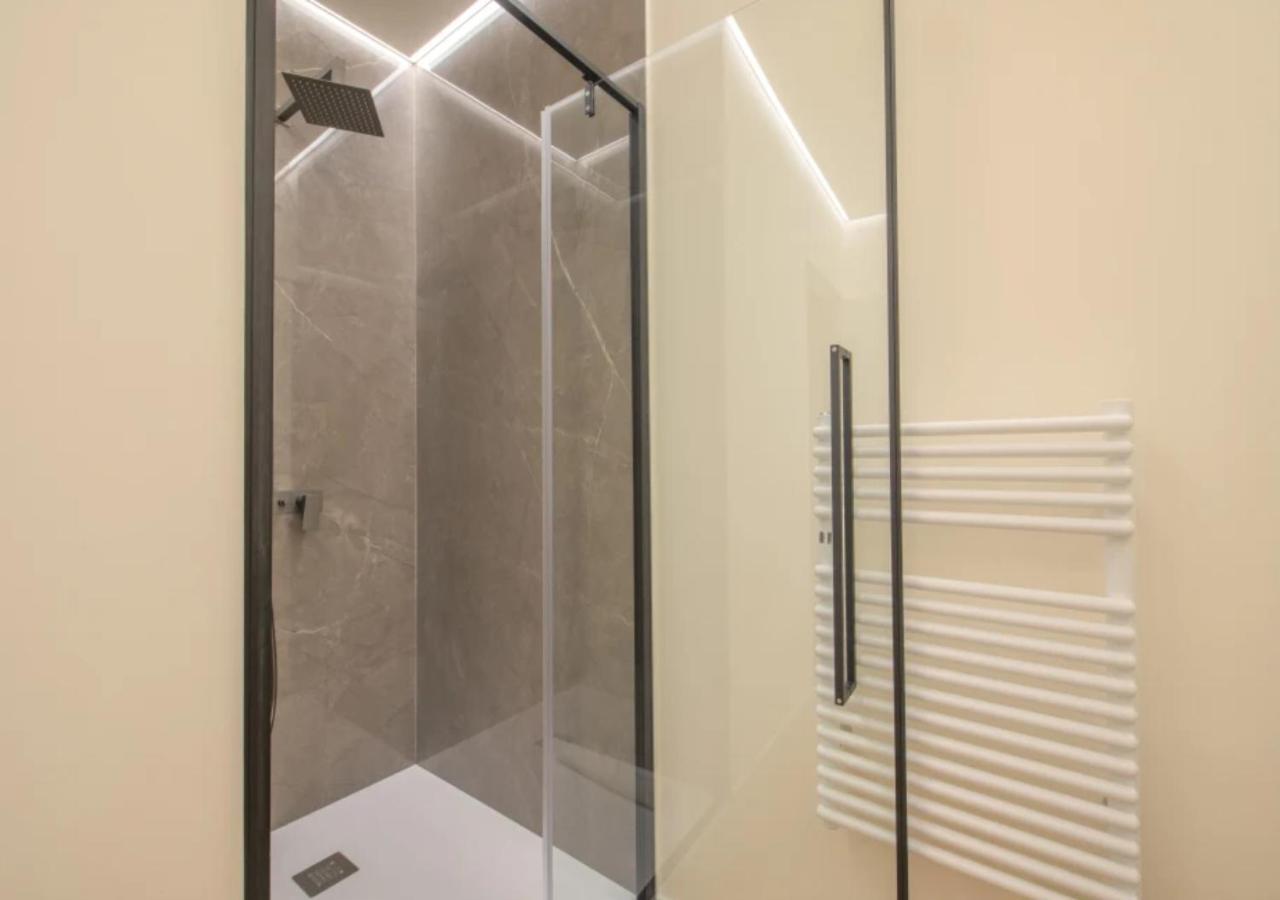 Sweett- Luxury Torino Apartment Milano Exterior foto